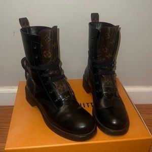 Louis Vuitton Metropolis Flat Ranger Black boots